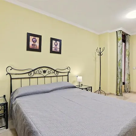 Apartment Ng La Salle - *