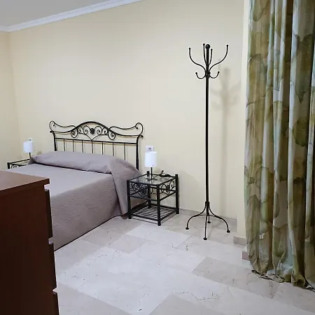 Ng La Salle - Apartment