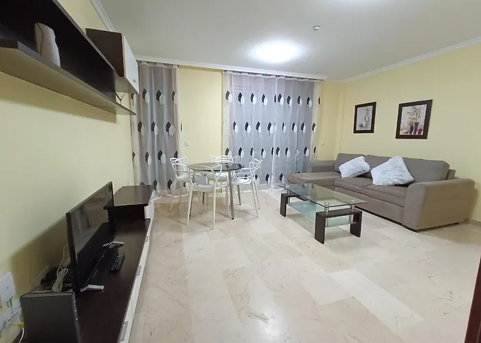 Ng La Salle -