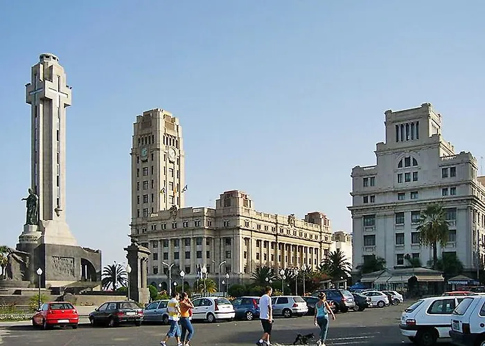 Ng La Salle - * Santa Cruz de Tenerife